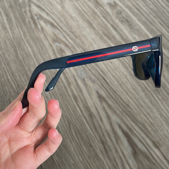 Gucci Sunglasses - Picture 3 of 15